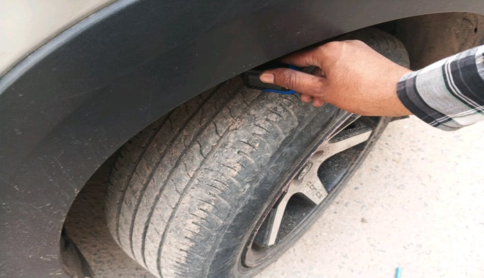 2021 Nissan MAGNITE XE, CNG, Manual, 34,267 km, tyre