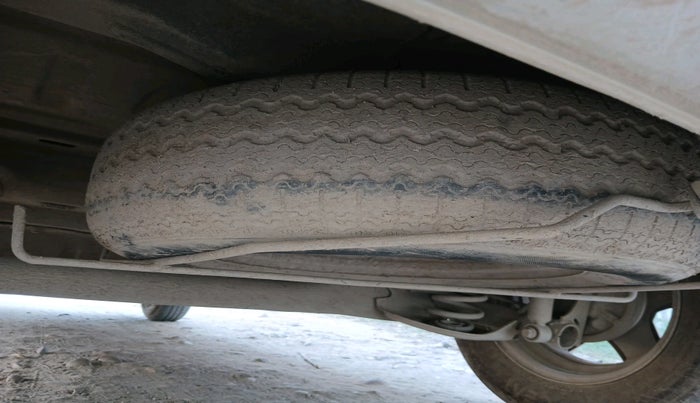 2020 Renault TRIBER RXZ, Petrol, Manual, 57,334 km, tyre