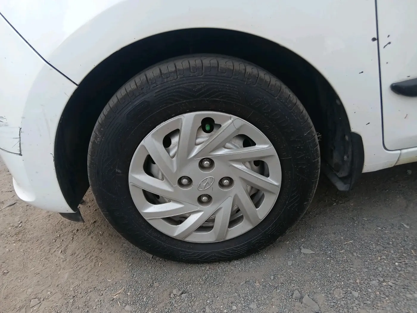 2018 Hyundai NEW SANTRO MAGNA CNG, CNG, Manual, 1,03,322 km, tyre