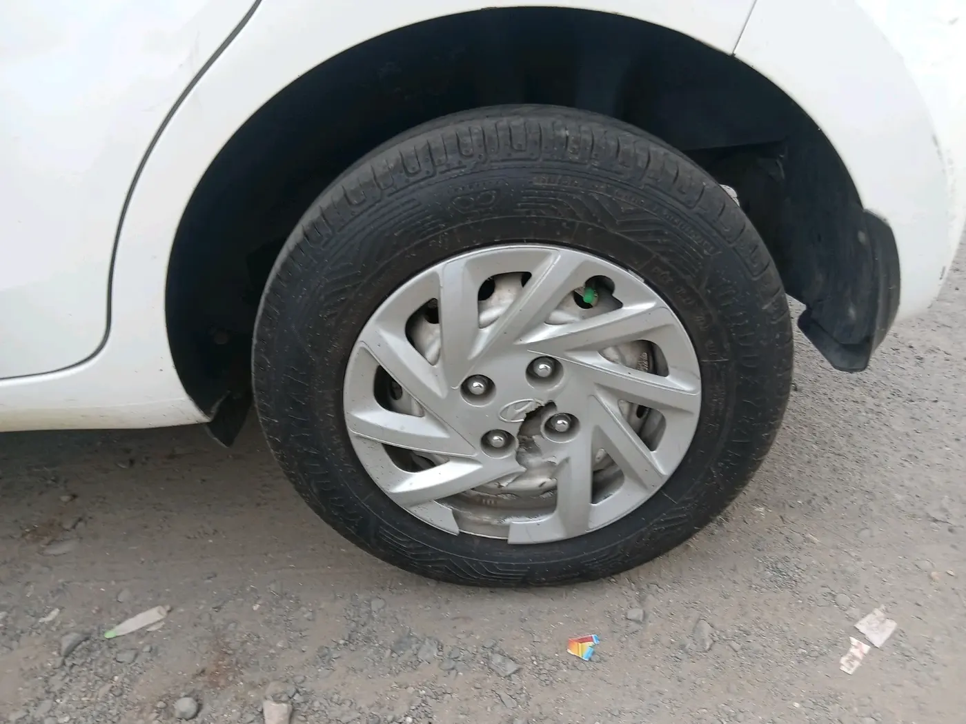 2018 Hyundai NEW SANTRO MAGNA CNG, CNG, Manual, 1,03,322 km, tyre