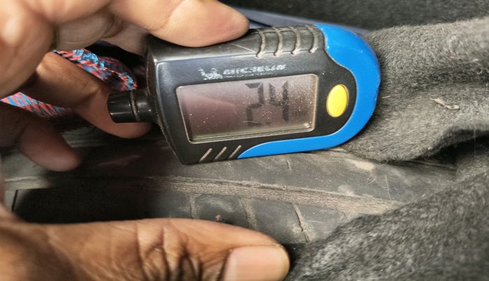 2022 Maruti New Wagon-R LXI CNG 1.0, CNG, Manual, 57,965 km, tyre