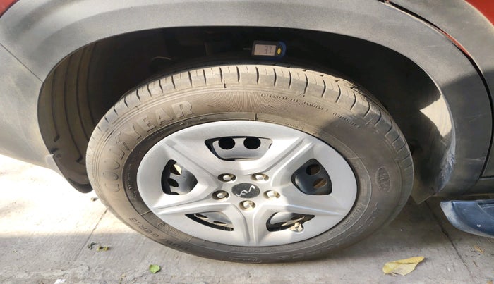 2022 KIA SELTOS HTK 1.5 PETROL, Petrol, Manual, 23,351 km, tyre