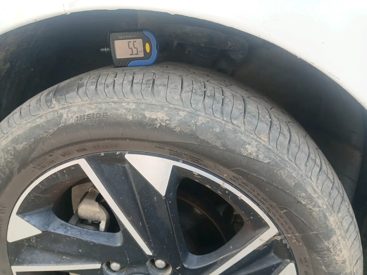 2021 Hyundai Verna SX (O)1.5 MPi, Petrol, Manual, 1,20,715 km, tyre