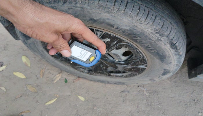 2023 Tata PUNCH ADVENTURE MT, Petrol, Manual, 28,801 km, tyre