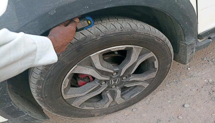 2017 Honda WR-V 1.5L I-DTEC VX MT, Diesel, Manual, 78,174 km, tyre