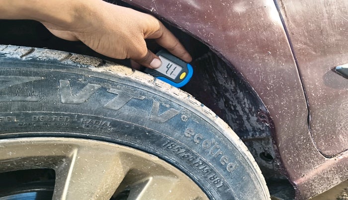 2012 Honda City 1.5L I-VTEC V MT SUNROOF, Petrol, Manual, 1,11,351 km, tyre