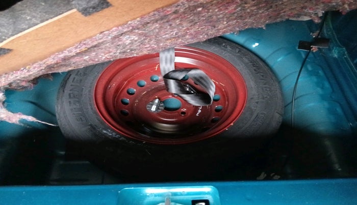 2022 Renault Kwid CLIMBER MT 1.0, Petrol, Manual, 19,000 km, tyre