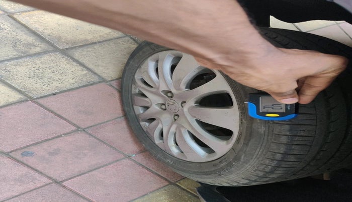 2017 Maruti Baleno ZETA CVT PETROL 1.2, Petrol, Automatic, 32,655 km, tyre