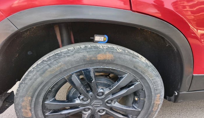 2019 Maruti Vitara Brezza ZDI, Diesel, Manual, 1,40,201 km, tyre