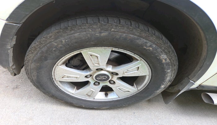 2013 Mahindra XUV500 W8, Diesel, Manual, 94,327 km, tyre