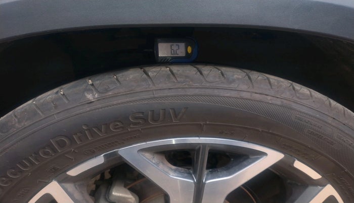 2020 KIA SELTOS GTX PLUS AT 1.5 DIESEL, Diesel, Automatic, 1,01,298 km, tyre