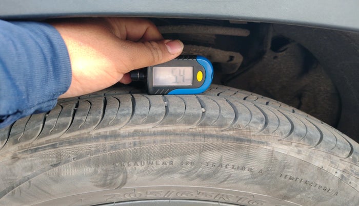 2022 KIA SELTOS HTK PLUS 1.5 IMT, Petrol, Manual, 30,754 km, tyre