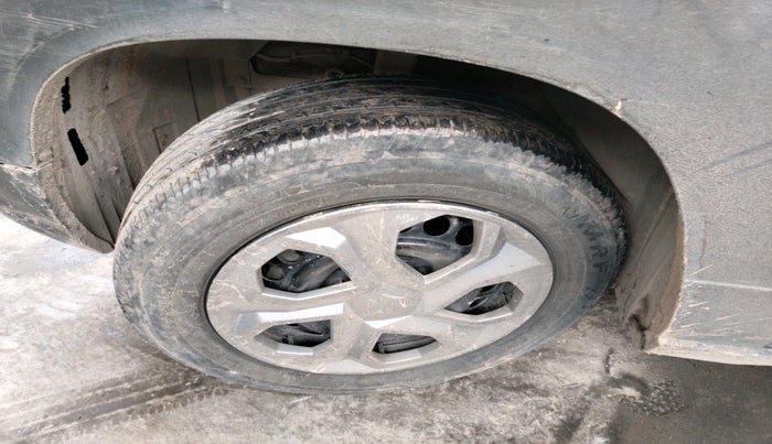 2025 Maruti BREZZA LXI S- CNG, CNG, Manual, 35,186 km, tyre