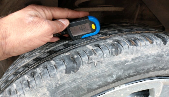 2025 Maruti BREZZA LXI S- CNG, CNG, Manual, 35,186 km, tyre