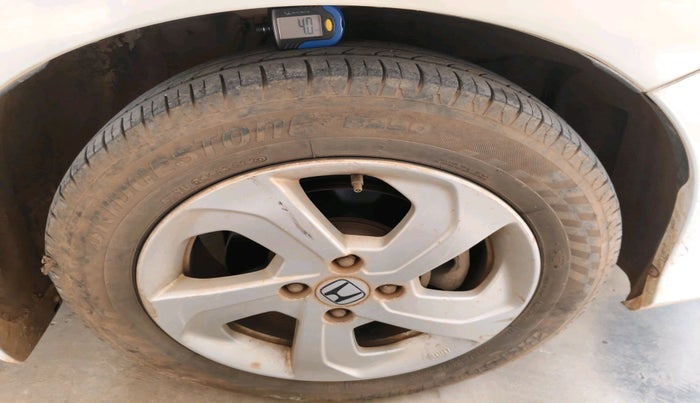 2016 Honda City 1.5L I-VTEC VX, Petrol, Manual, 1,16,929 km, tyre