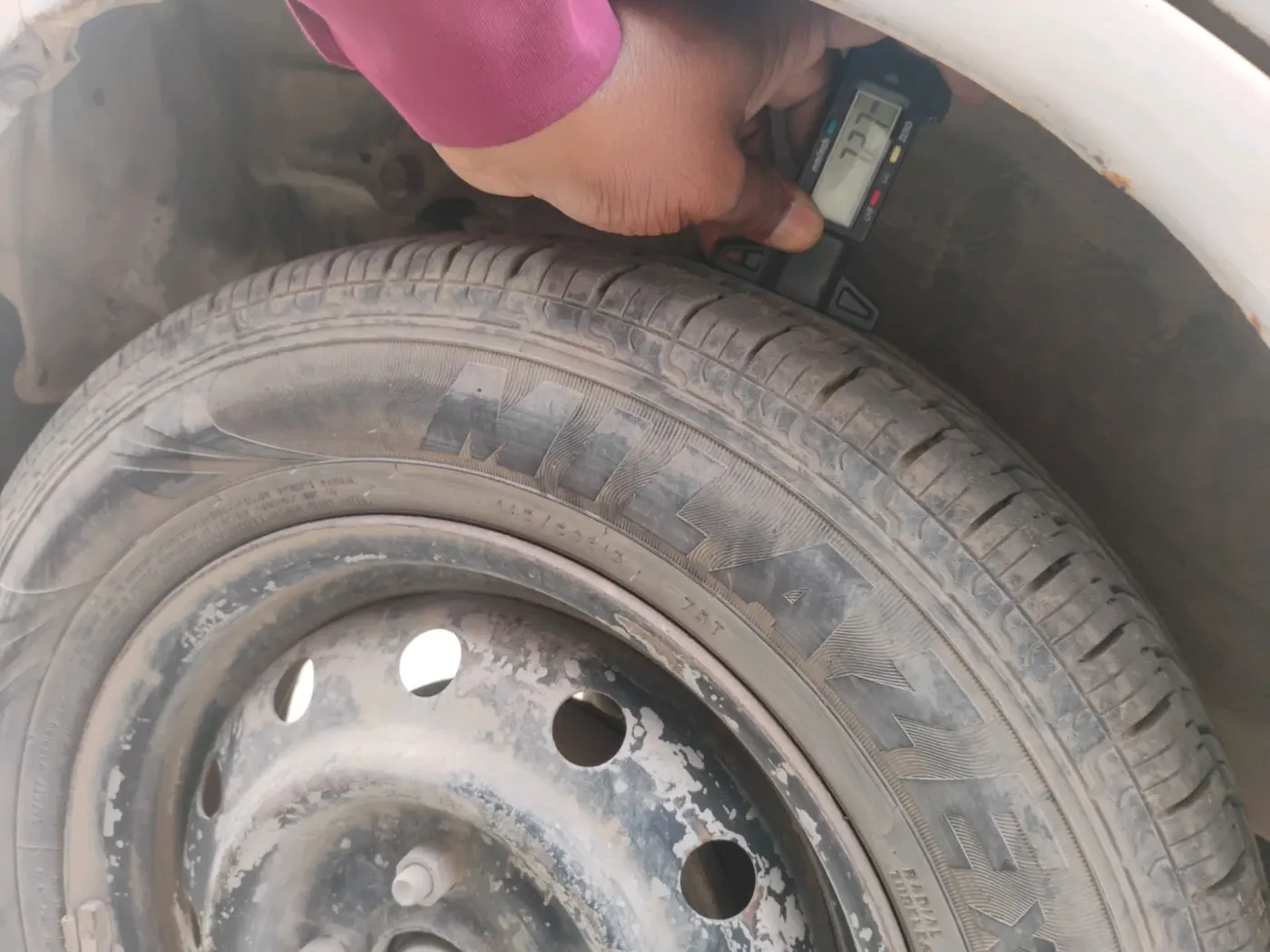 2016 Maruti Wagon R 1.0 LXI CNG, CNG, Manual, 1,07,776 km, tyre