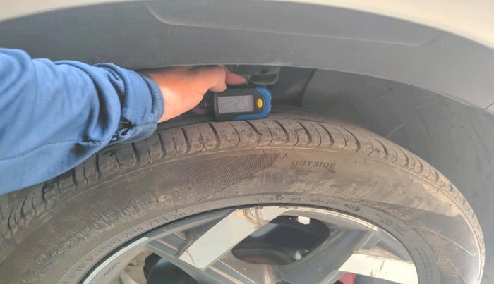 2019 Hyundai VENUE SX 1.4 CRDI, Diesel, Manual, 43,343 km, tyre