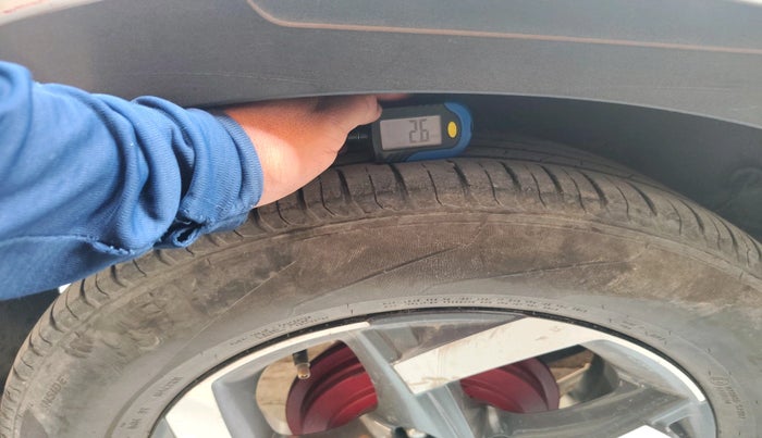 2019 Hyundai VENUE SX 1.4 CRDI, Diesel, Manual, 43,343 km, tyre