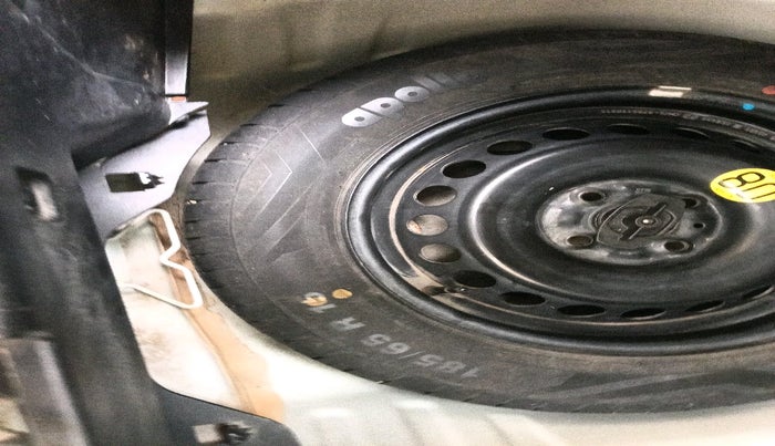 2022 Maruti Baleno ZETA PETROL 1.2, Petrol, Manual, 54,385 km, tyre