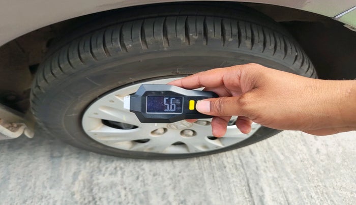 2012 Honda Brio S(O) MT, Petrol, Manual, 33,815 km, tyre