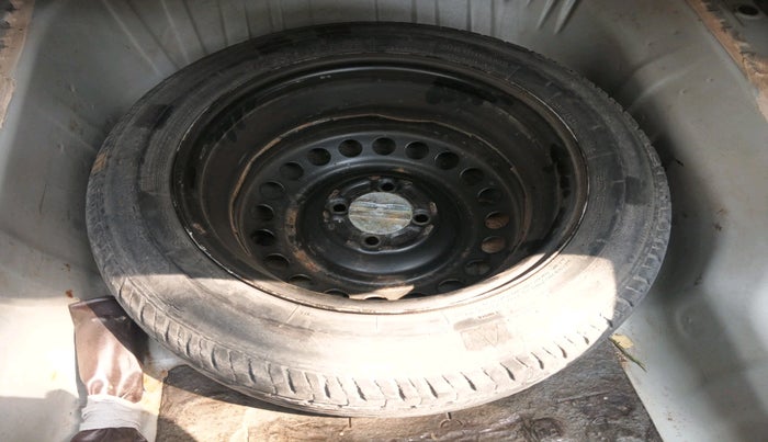 2016 Honda City 1.5L I-VTEC VX CVT, Petrol, Automatic, 87,663 km, tyre