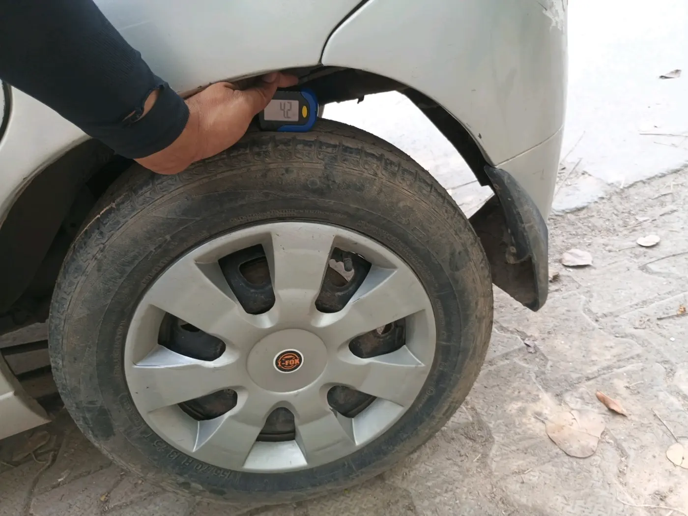 2014 Maruti Alto K10 VXI, Petrol, Manual, 58,144 km, tyre
