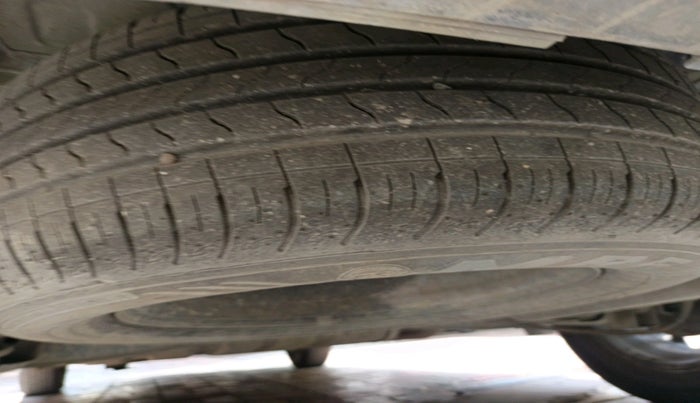 2022 KIA CARENS LUXURY PLUS 1.5 DIESEL 7 STR, Diesel, Manual, 1,13,125 km, tyre