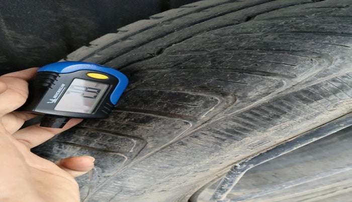 2015 Renault Duster 85 PS RXL DIESEL, Diesel, Manual, 1,25,963 km, tyre