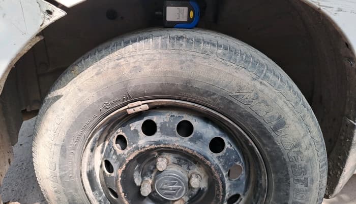 2015 Maruti Wagon R 1.0 LXI CNG, CNG, Manual, 91,148 km, tyre