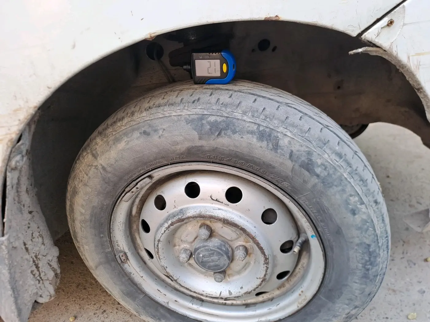 2015 Maruti Wagon R 1.0 LXI CNG, CNG, Manual, 91,148 km, tyre