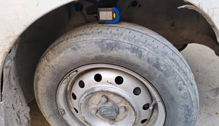 2015 Maruti Wagon R 1.0 LXI CNG, CNG, Manual, 91,148 km, tyre