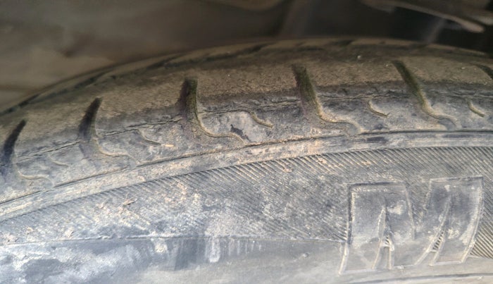 2017 Tata Tiago XE DIESEL, Diesel, Manual, 1,52,525 km, tyre