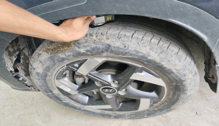 2021 Hyundai VENUE SX PLUS 1.0 TURBO DCT, Petrol, Automatic, 11,242 km, tyre