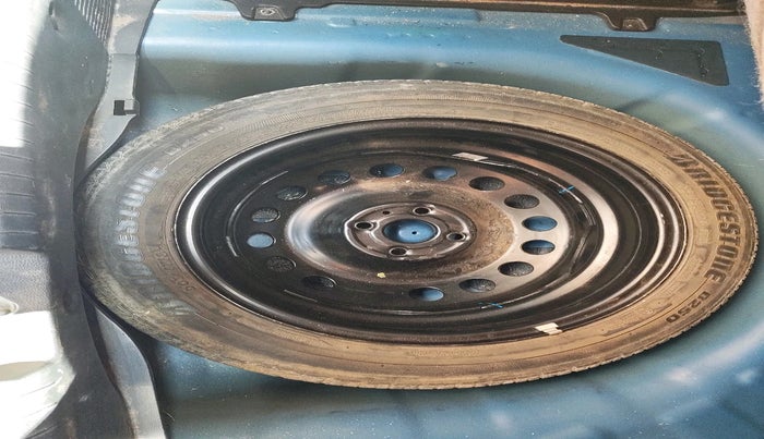 2016 Hyundai Elite i20 ASTA 1.2 (O), Petrol, Manual, 63,511 km, tyre