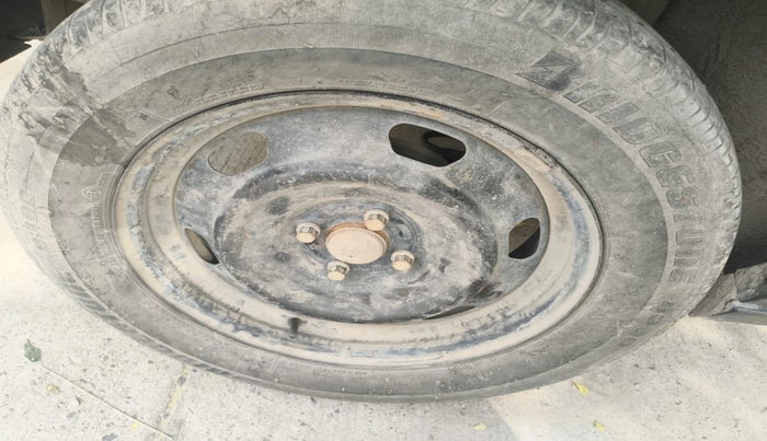 2021 Nissan MAGNITE XL, Petrol, Manual, 73,539 km, tyre