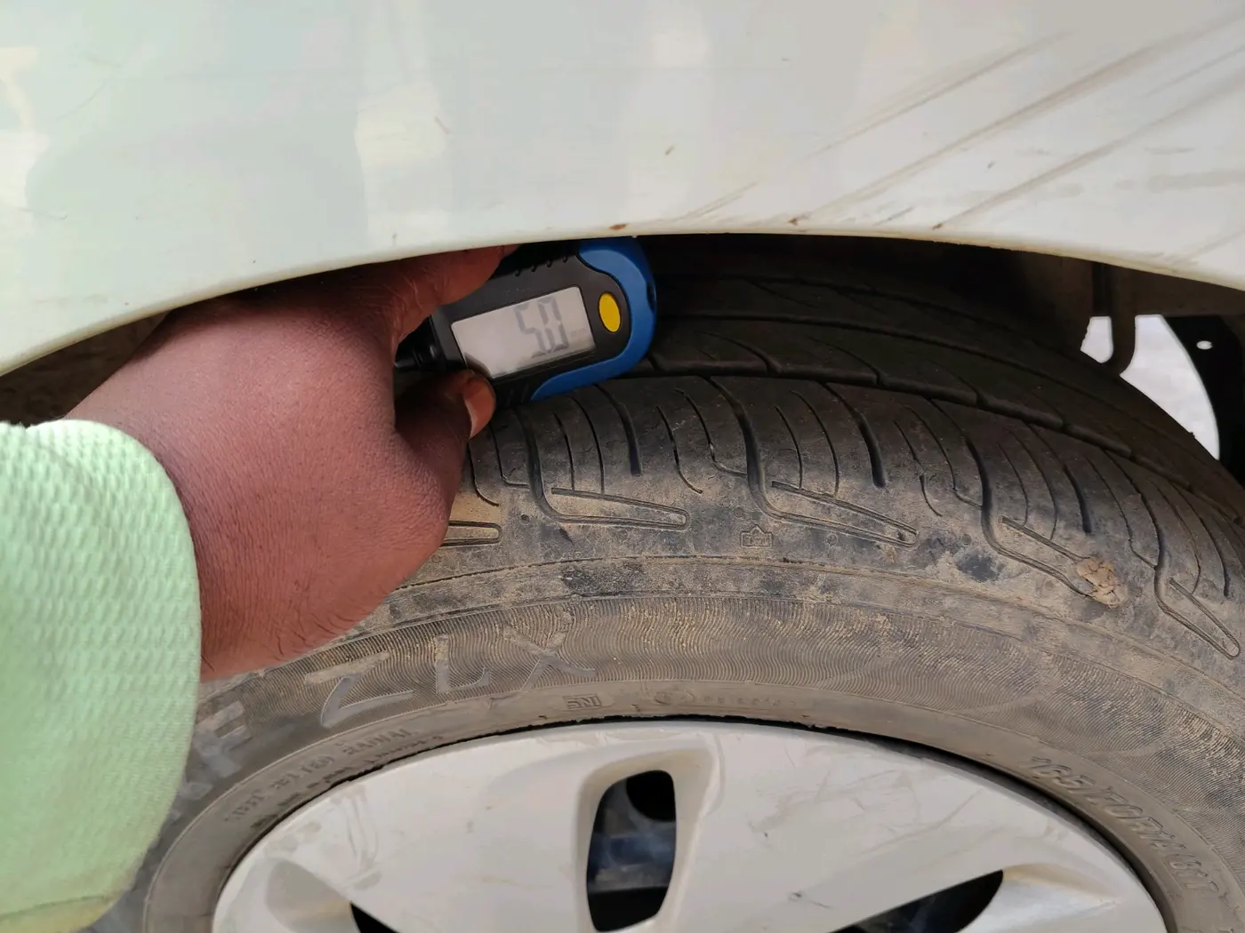 2018 Maruti Celerio VXI CNG, CNG, Manual, 2,06,761 km, tyre