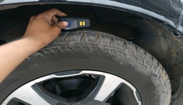 2023 Mahindra SCORPIO CLASSIC S11 MT 7S CC, Diesel, Manual, 57,364 km, tyre