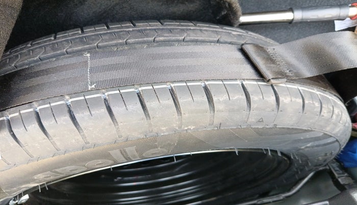 2024 Maruti Baleno  ZETA CNG 1.2L, CNG, Manual, 6,047 km, tyre