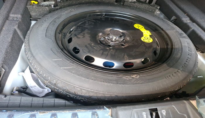 2023 Jaguar F- PACE S R-DYNAMIC 200D, Diesel, Automatic, 21,608 km, tyre