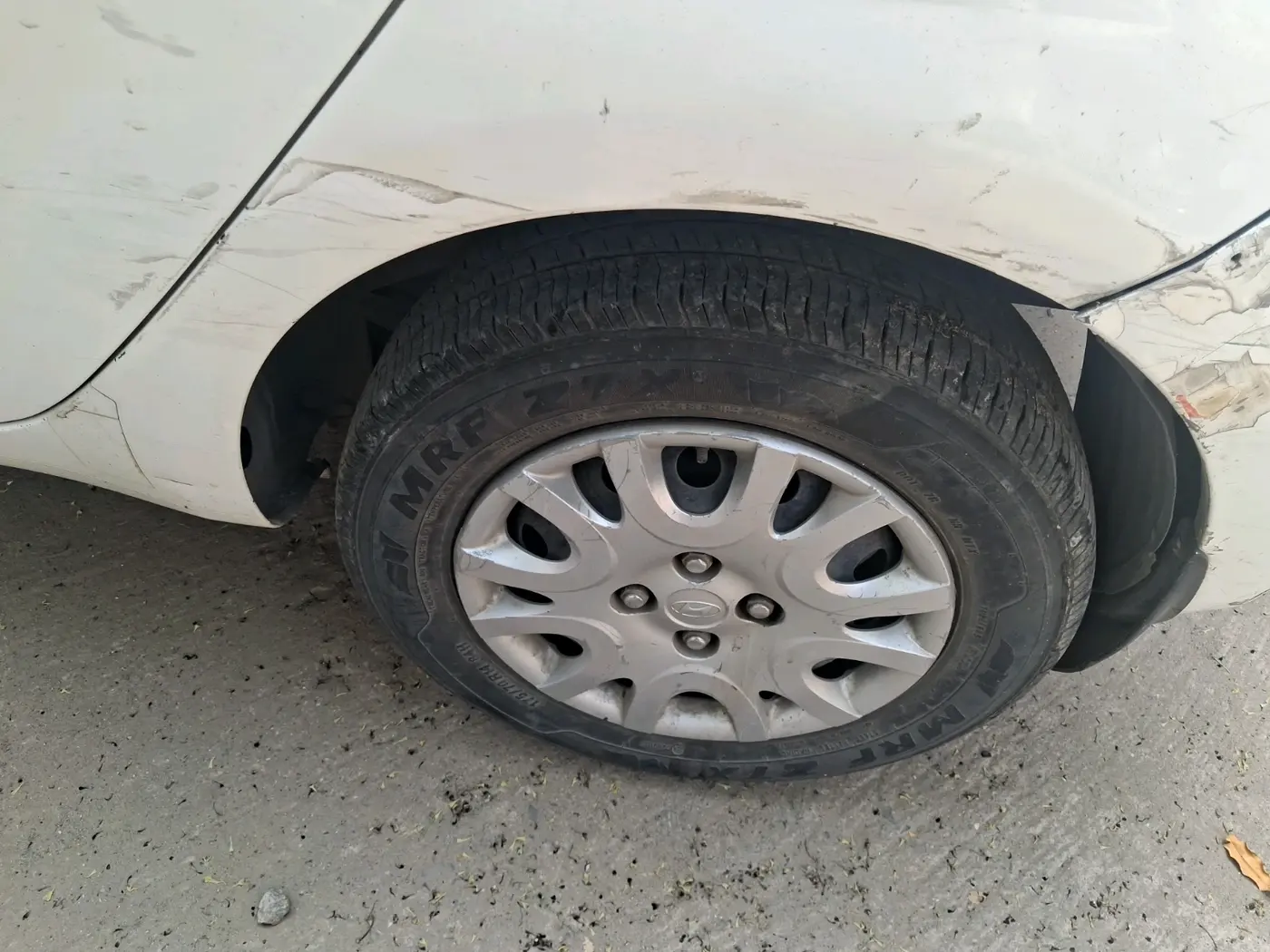 2010 Hyundai i20 MAGNA 1.2, Petrol, Manual, 99,439 km, tyre