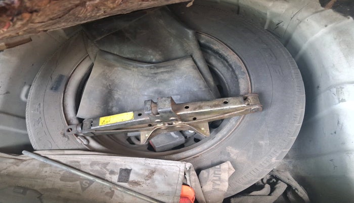 2010 Hyundai i20 MAGNA 1.2, Petrol, Manual, 99,439 km, tyre