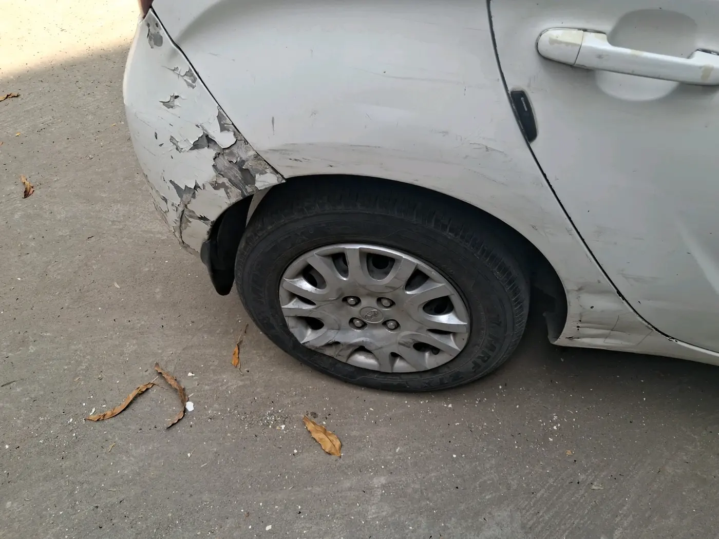 2010 Hyundai i20 MAGNA 1.2, Petrol, Manual, 99,439 km, tyre