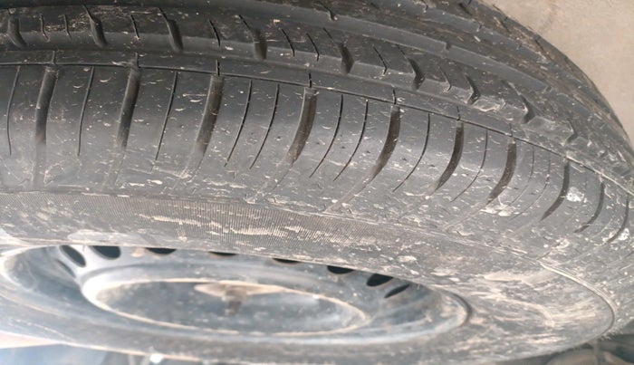 2019 Tata Harrier XZ 2.0L, Diesel, Manual, 1,16,840 km, tyre