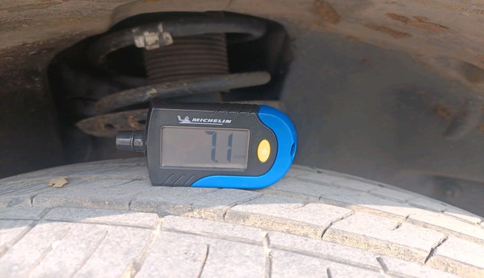 2019 Tata Harrier XZ 2.0L, Diesel, Manual, 1,16,840 km, tyre