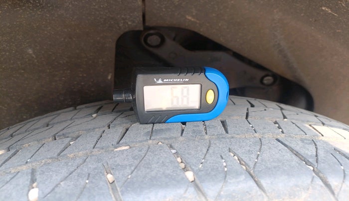 2019 Tata Harrier XZ 2.0L, Diesel, Manual, 1,16,840 km, tyre