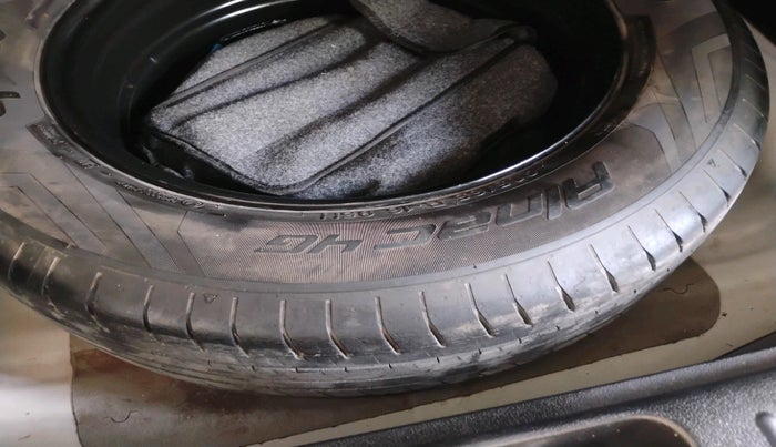 2020 Hyundai Creta E 1.5 DIESEL, Diesel, Manual, 1,24,933 km, tyre