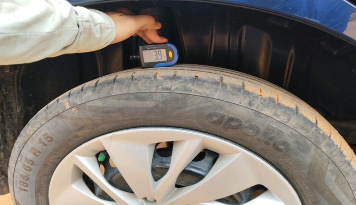 2023 Toyota Glanza E, Petrol, Manual, 30,118 km, tyre