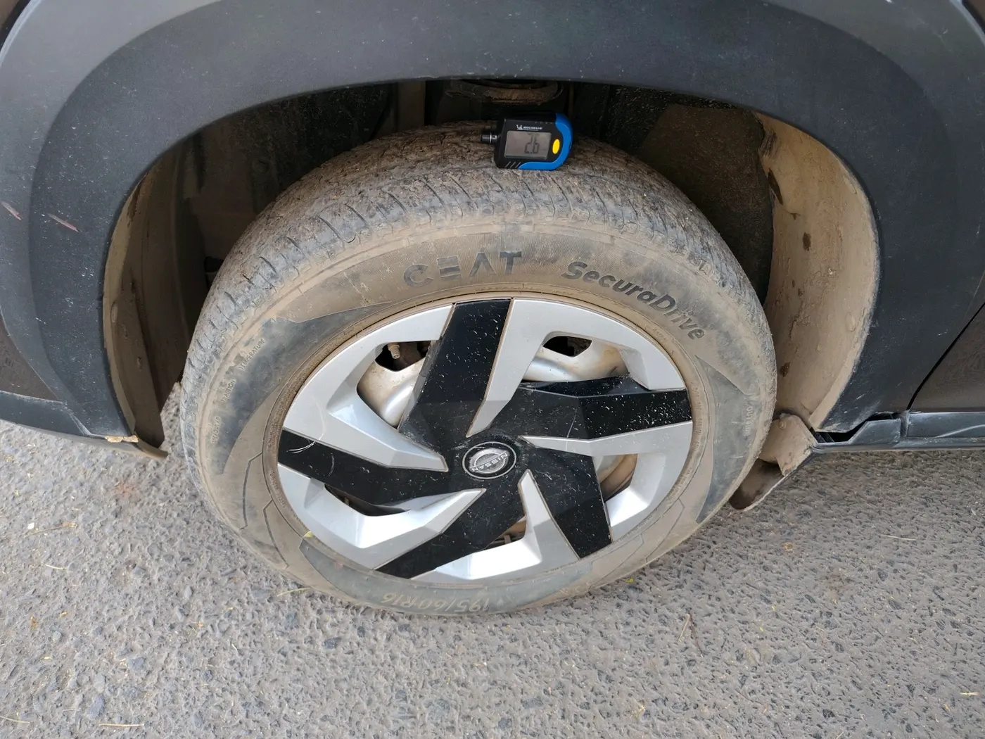 2022 Nissan MAGNITE XE, Petrol, Manual, 37,310 km, tyre