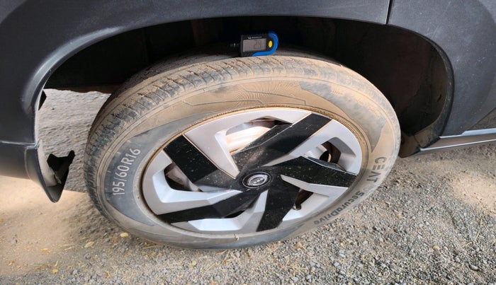 2022 Nissan MAGNITE XE, Petrol, Manual, 37,310 km, tyre