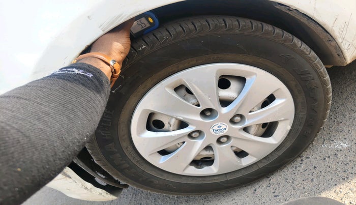 2011 Hyundai i10 ERA 1.1, CNG, Manual, 87,868 km, tyre